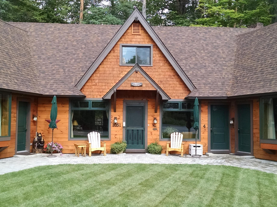 The Adirondack Inn