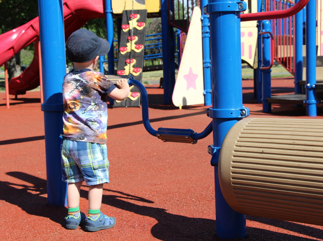 Lester B Pearson Park-圣凯瑟琳斯必去景点