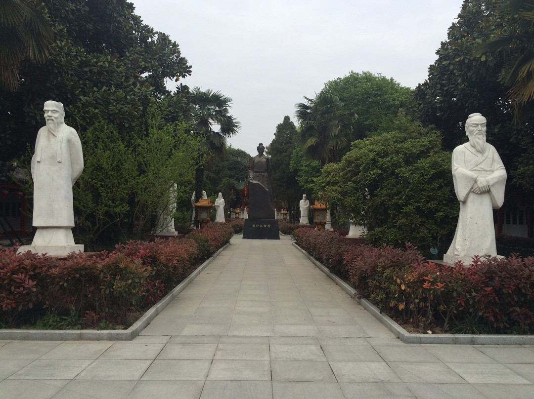 张仲景墓及祠-南阳市必去景点