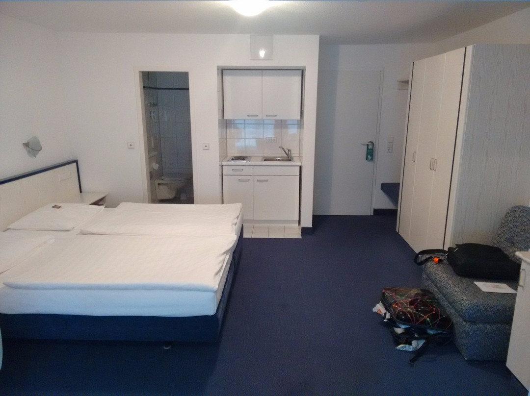 李斯特酒店主图