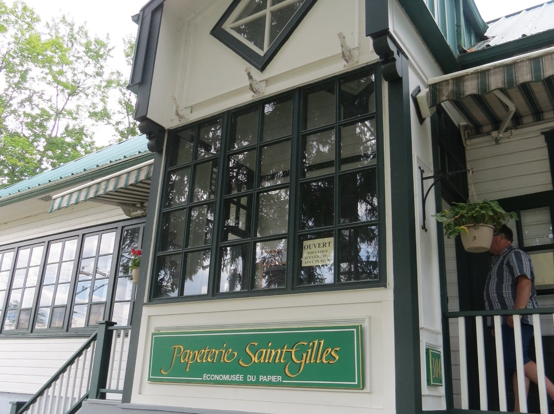 Papeterie Saint-Gilles-Saint-Joseph-de-la-Rive必去景点