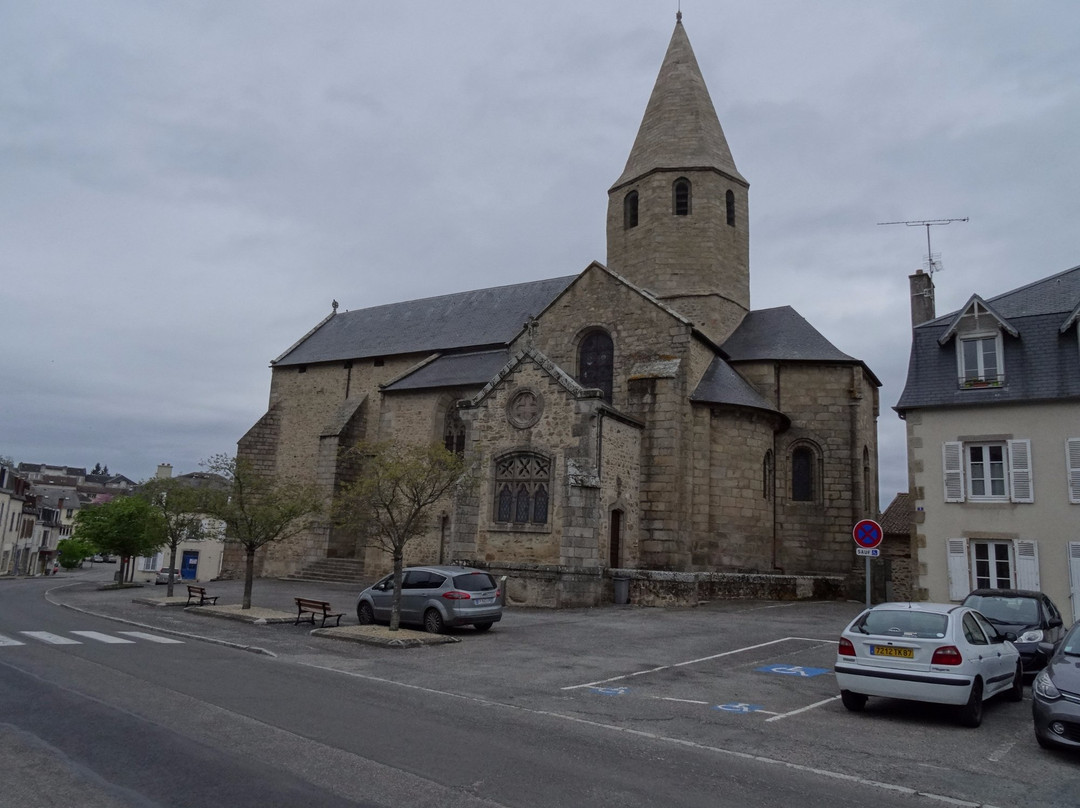 Saint-Hilaire-les-Places旅游攻略图片