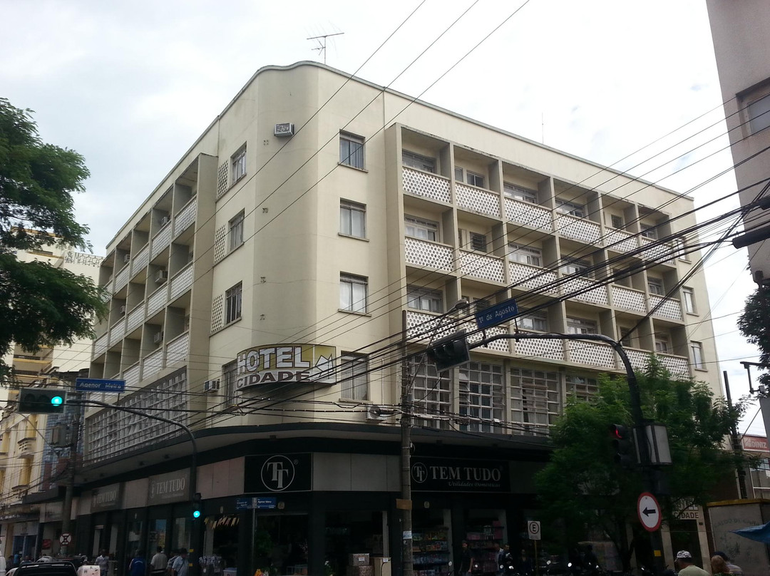 巴乌鲁城市酒店