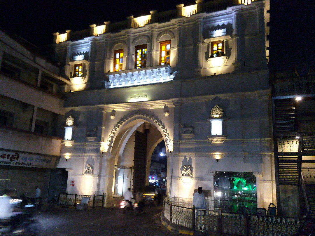 Kambhalia Gate景点图片