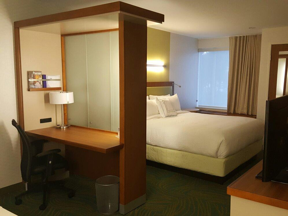 威斯康星戴尔斯SpringHill Suites酒店