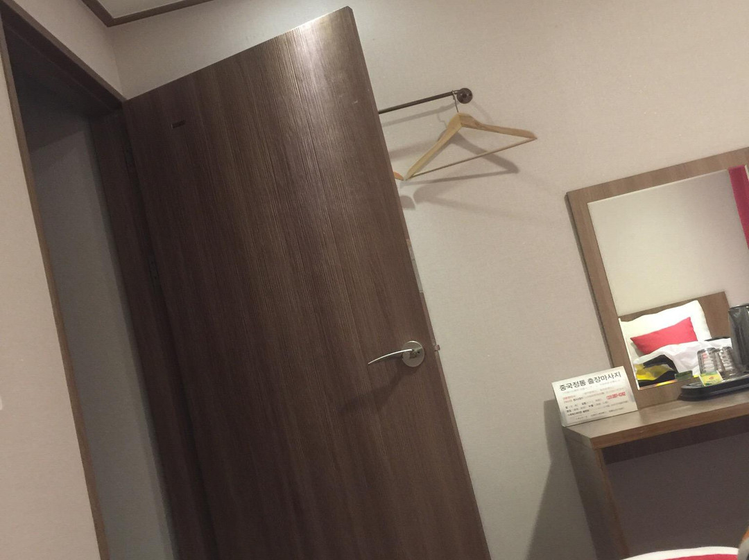 CS Premier Hotel主图