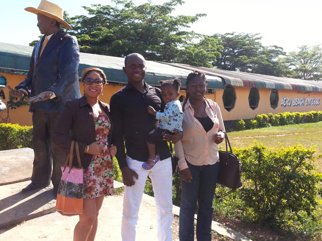 Aero Beach-恩德培必去景点