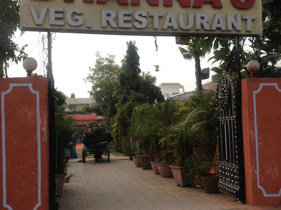 Saipura餐馆和美食-Dhannas Veg Restaurant