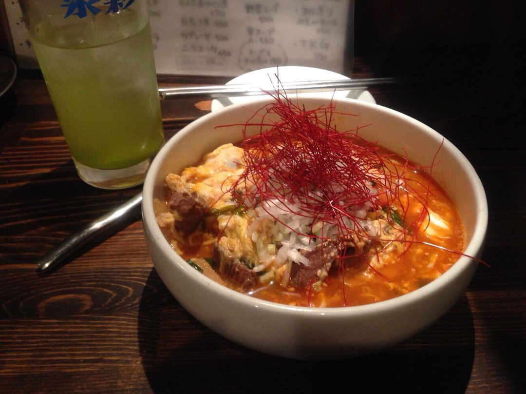 炭火焼ホルモンとんずら