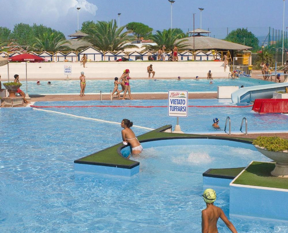 Malibù Acquapark-雷卡纳蒂港必去景点