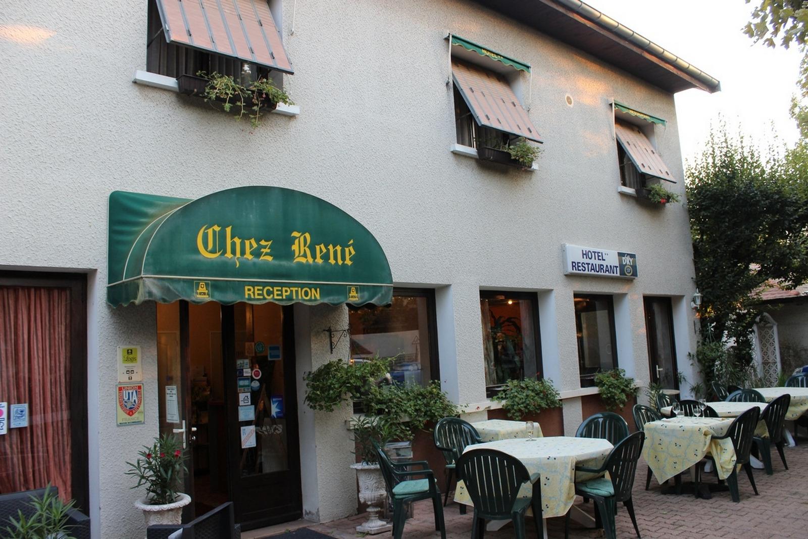 Le Clyde's Hotel Restaurant Bar-客卧