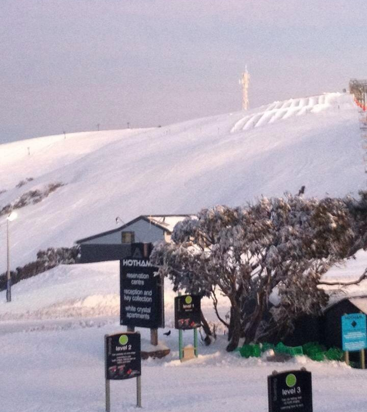 White Crystal Apartments主图