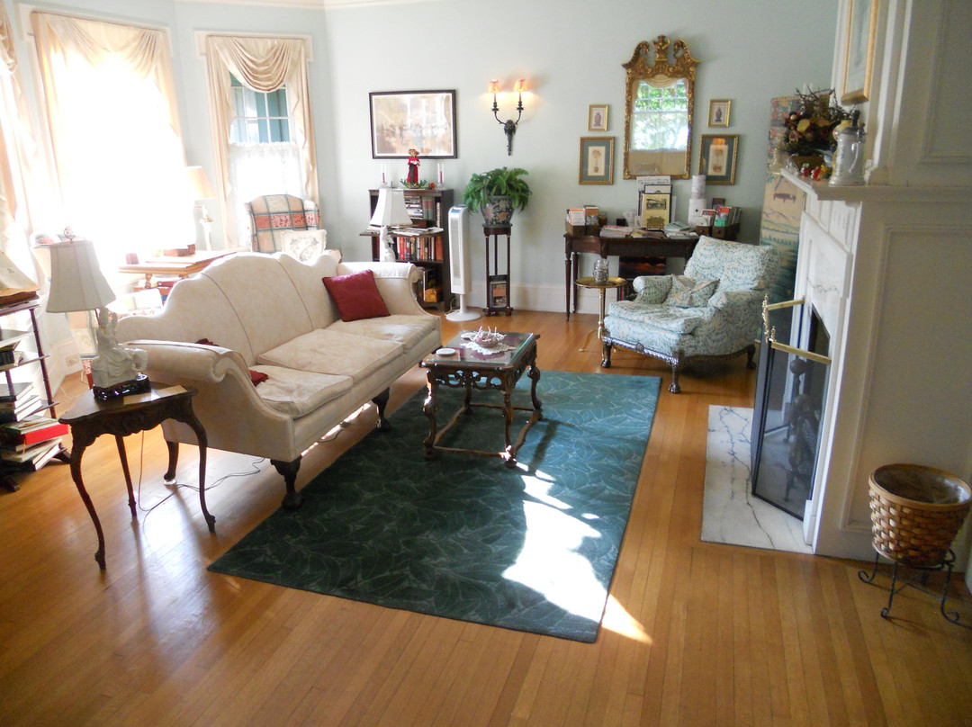 The Mountain Laurel Inn主图