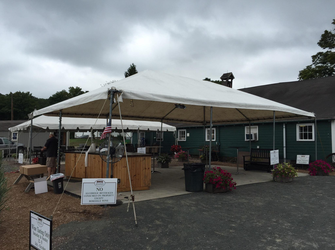 Rosedale Farms & Vineyards-锡姆斯伯里必去景点