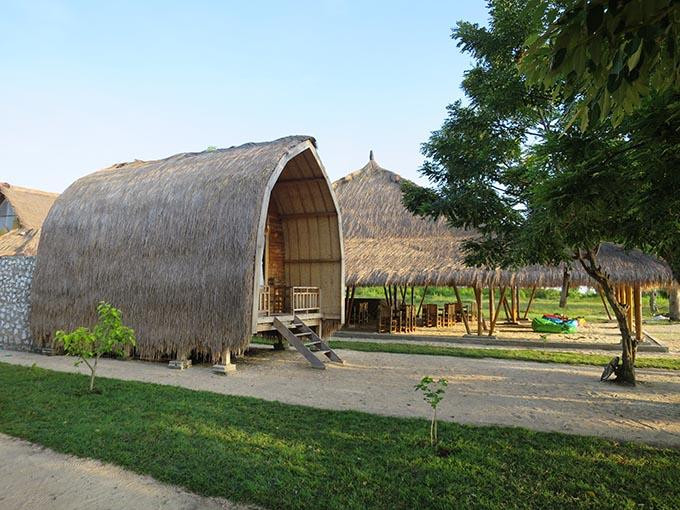 Layar Beach Bungalow