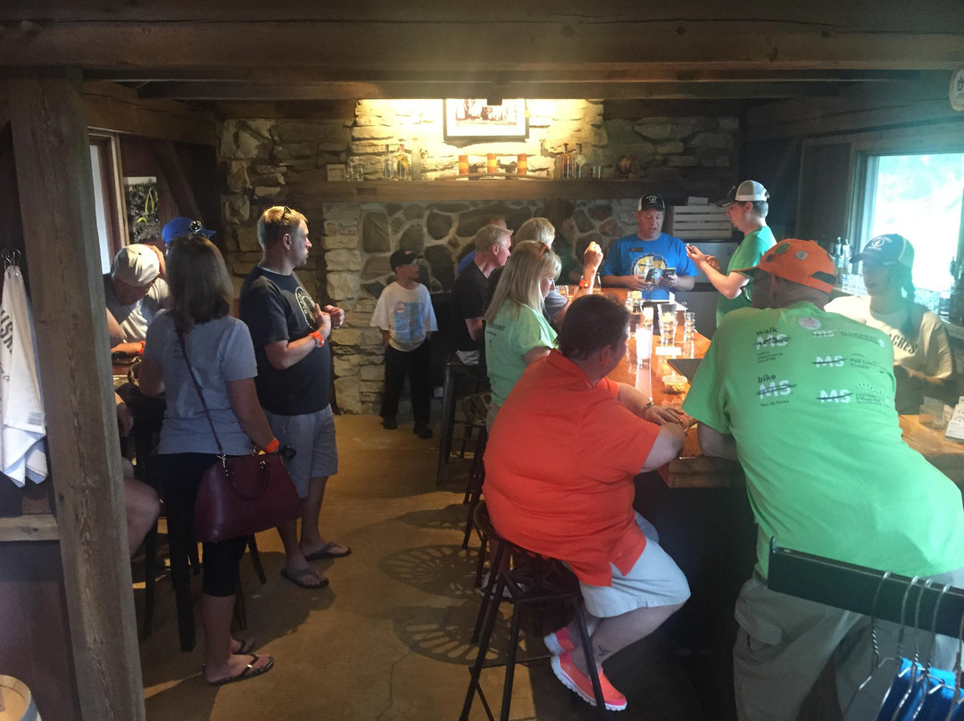 Whiskey Acres Distilling Co.-DeKalb必去景点