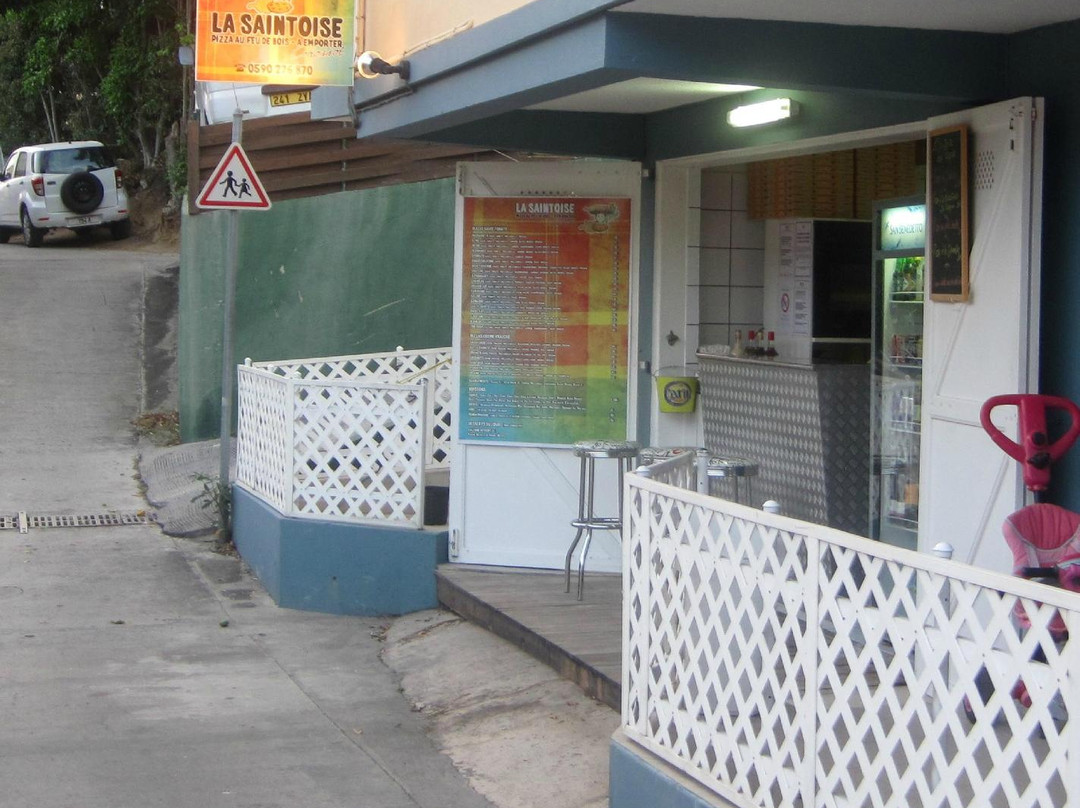 Corossol餐馆和美食-La Saintoise