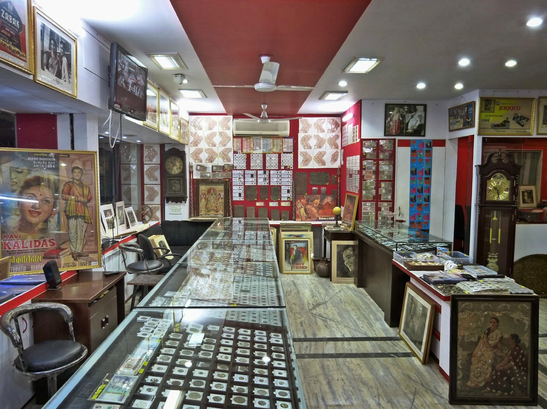 Numismatic Art Gallery by Twentieth Century Coins景点图片