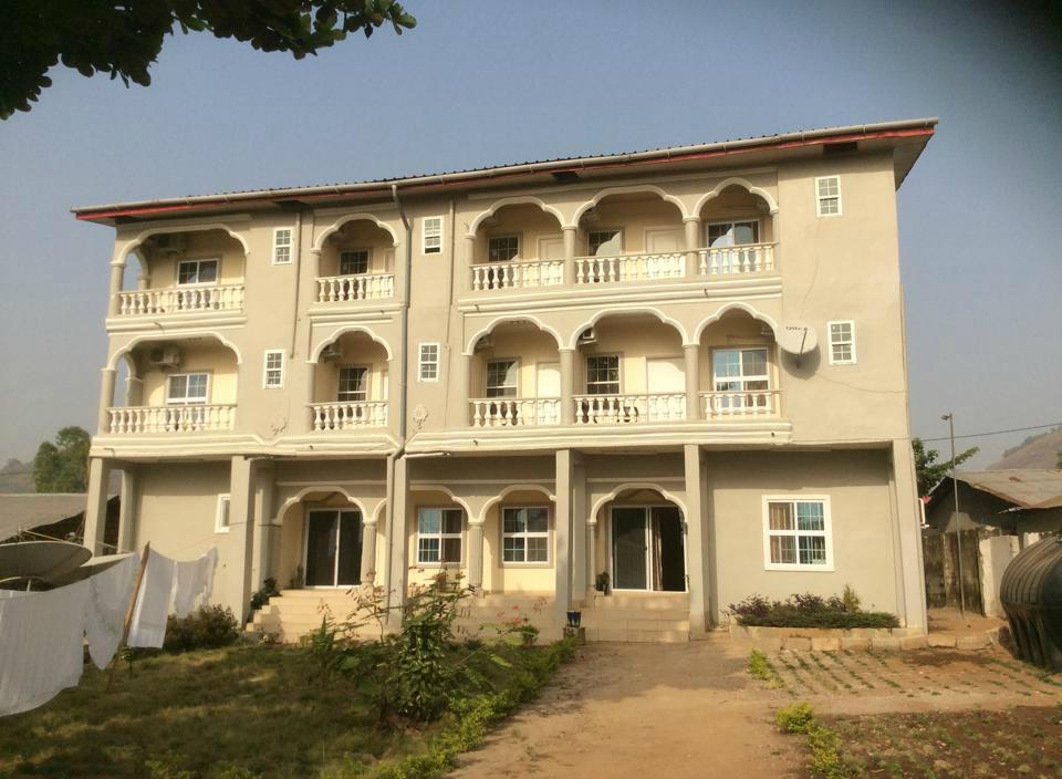 Makama Lodge Guest House-浴室