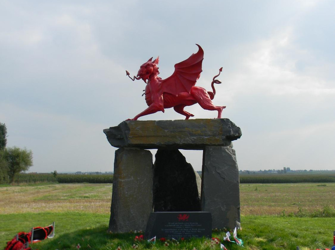 Welsh Memorial in Flanders Campaign景点图片