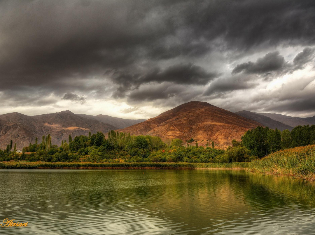 Ovan Lake景点图片
