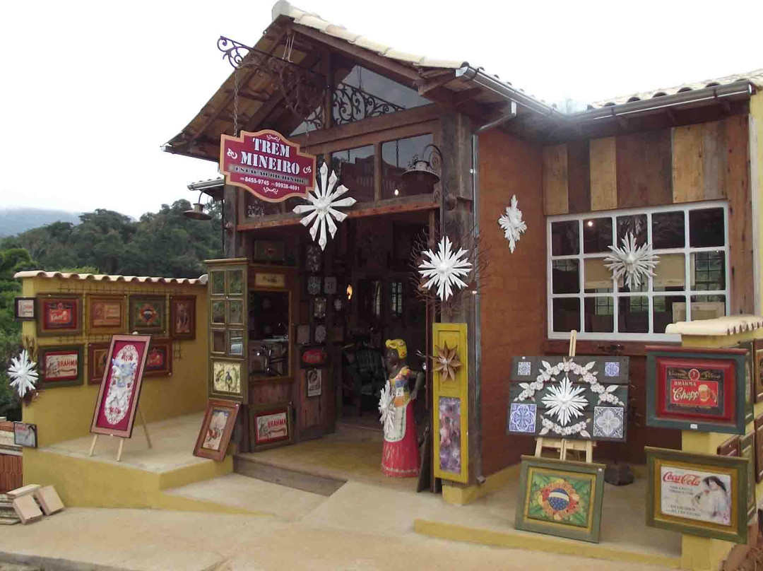 Artesanato em Bichinho-蒂拉登特斯必去景点