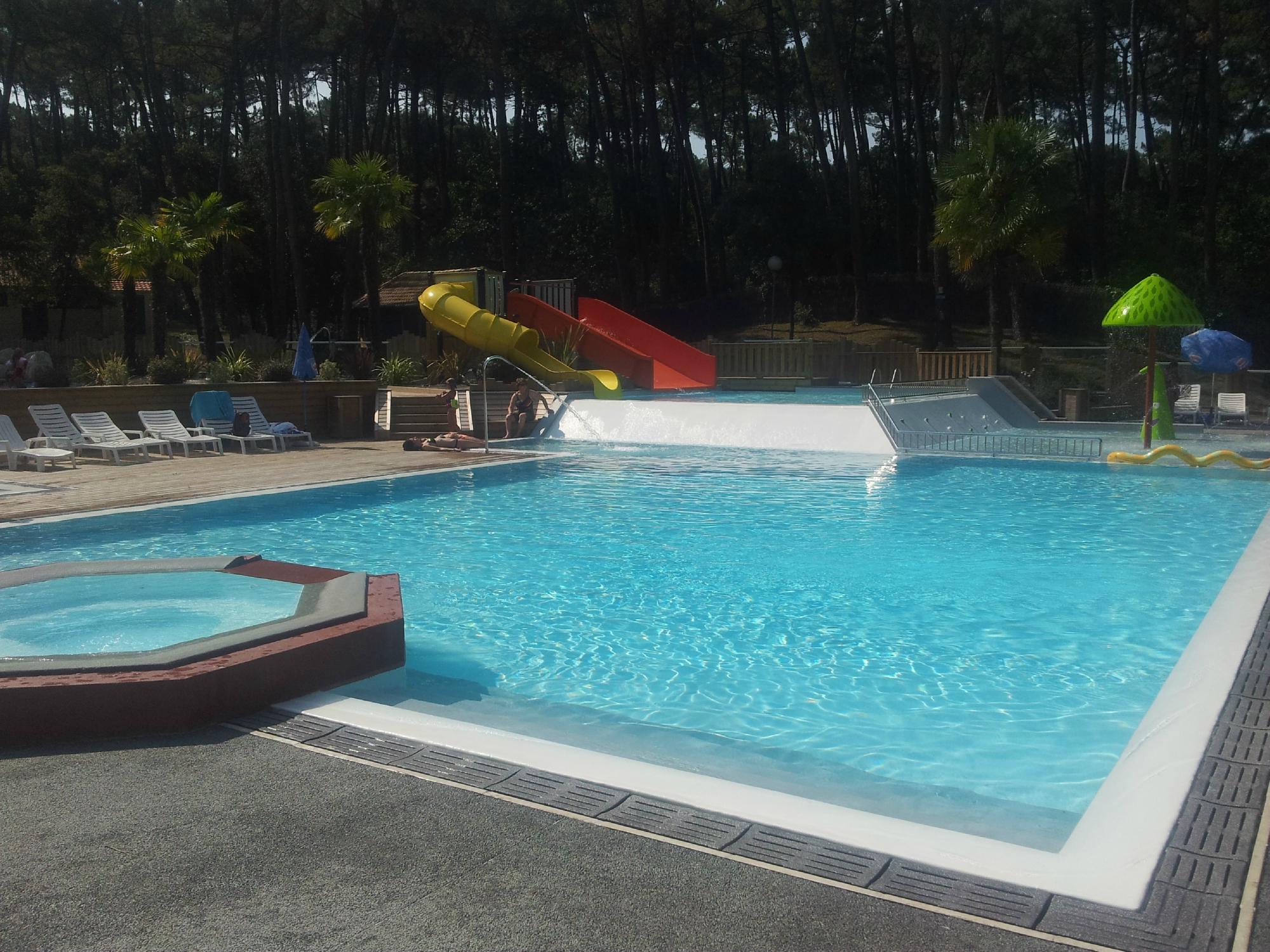 Camping  Océan Vacances-泳池