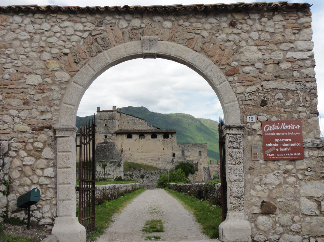 Castel Noarna景点图片
