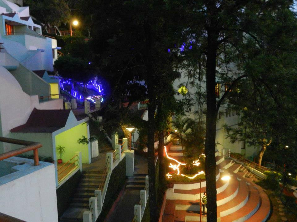 亚尔考德-罗克佩奇斯特灵假日酒店
