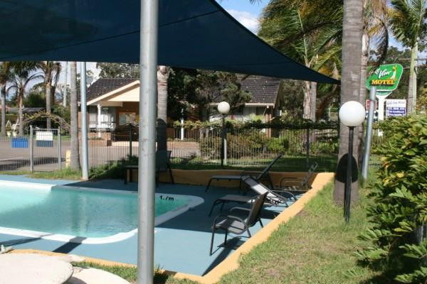 Golf View Motel主图