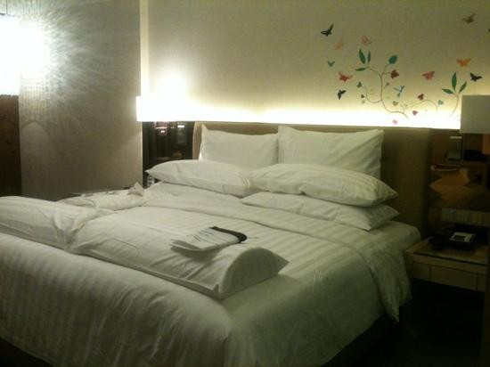 临沂鲁商铂尔曼大酒店主图