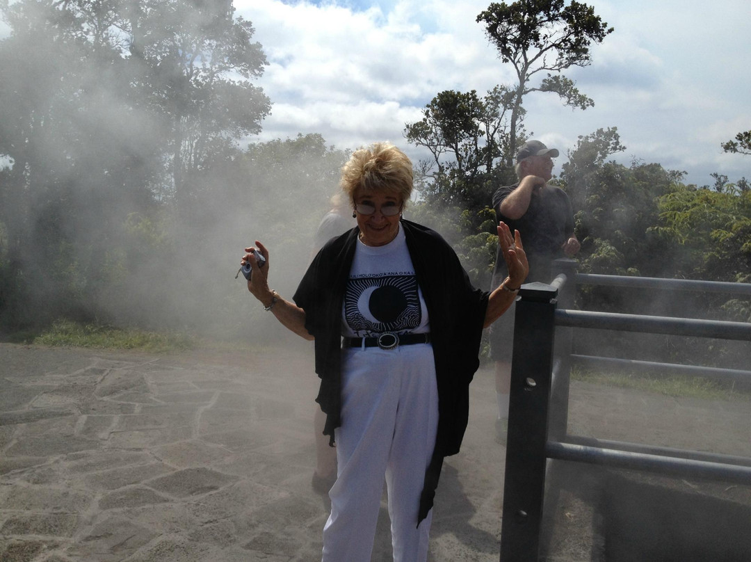 Marylou's Big Island Guided Tours - Private Tours景点图片