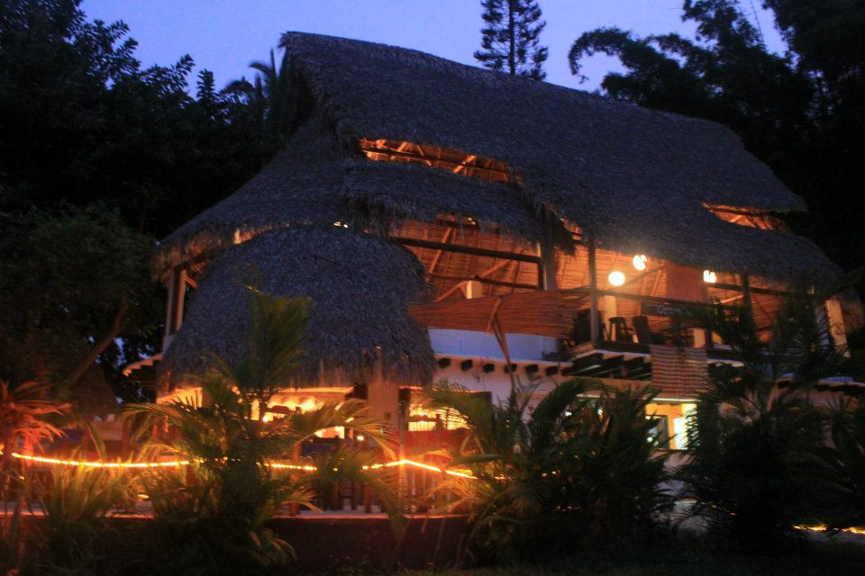 Yelapa餐馆和美食-Yelapa Oasis