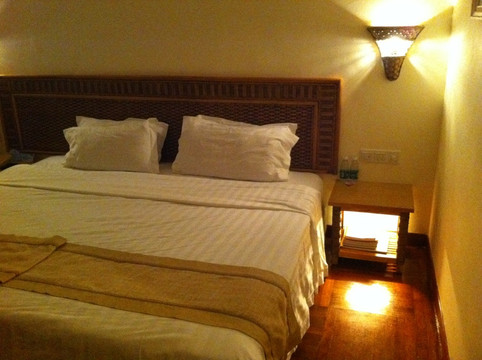 南中国大酒店主图