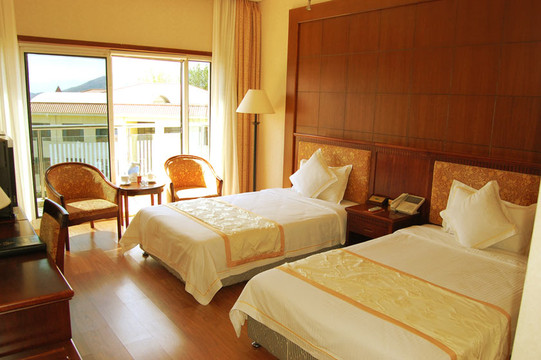 凤山温泉度假村主图