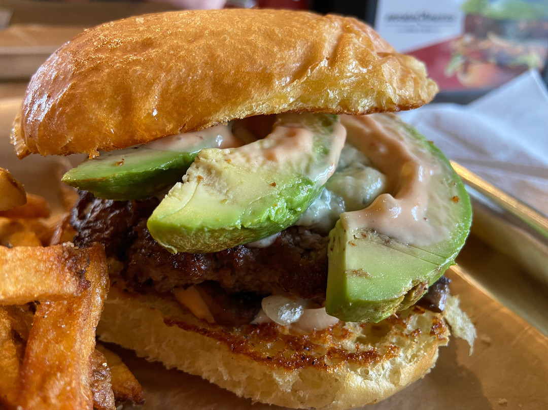 MOOYAH Burgers, Fries & Shakes