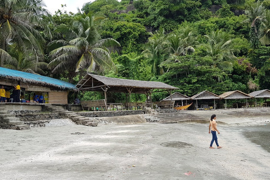 Flat Rock Beach Resort主图