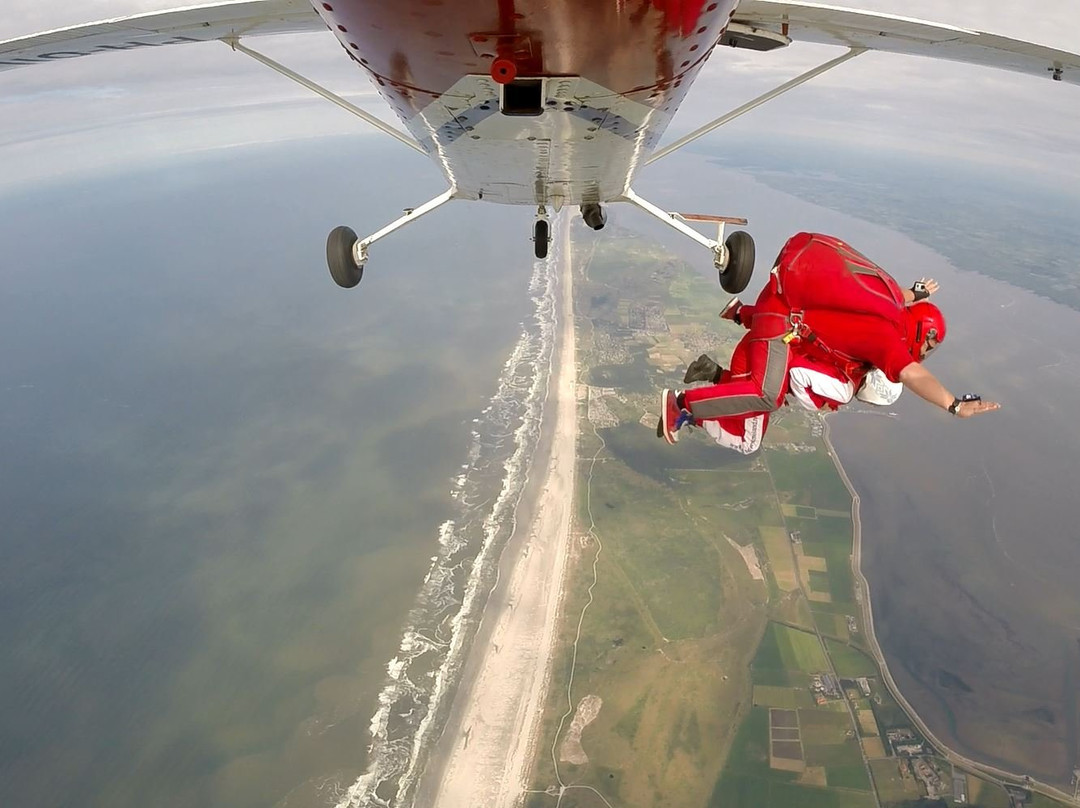 Skydive Ameland景点图片