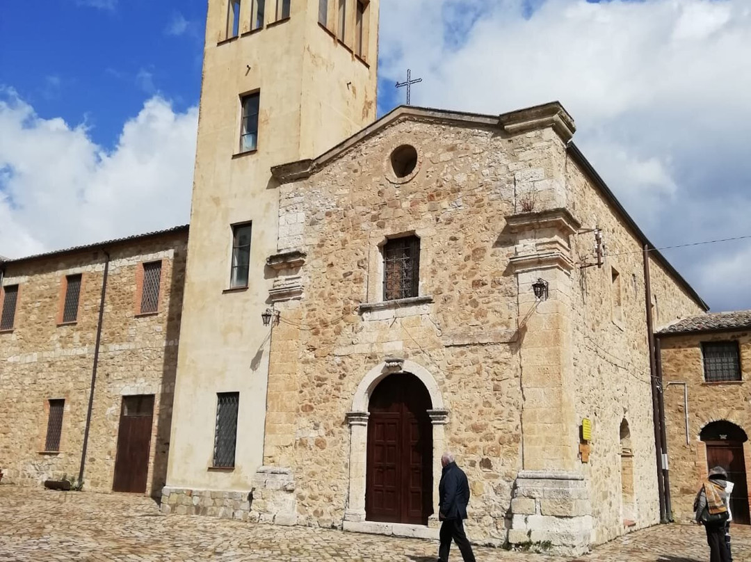 Santuario Madonna dell'Olio-Blufi必去景点