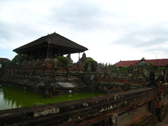 西马兰普拉宫殿-Semarapura必去景点