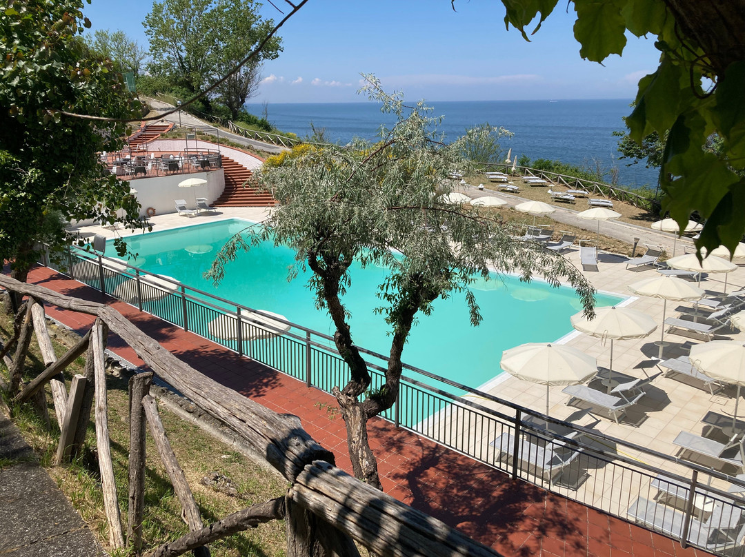 Hotel Capo Est主图