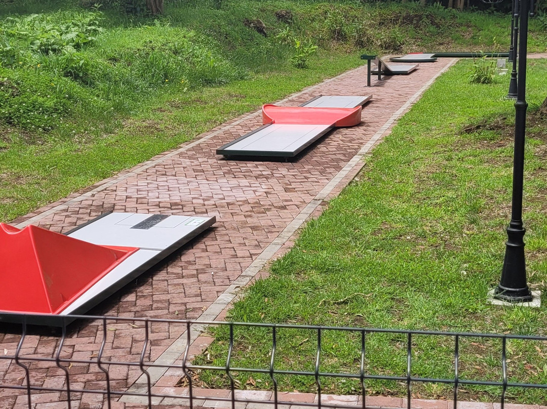 Green Island Minigolf-Sao Vicente Ferreira必去景点