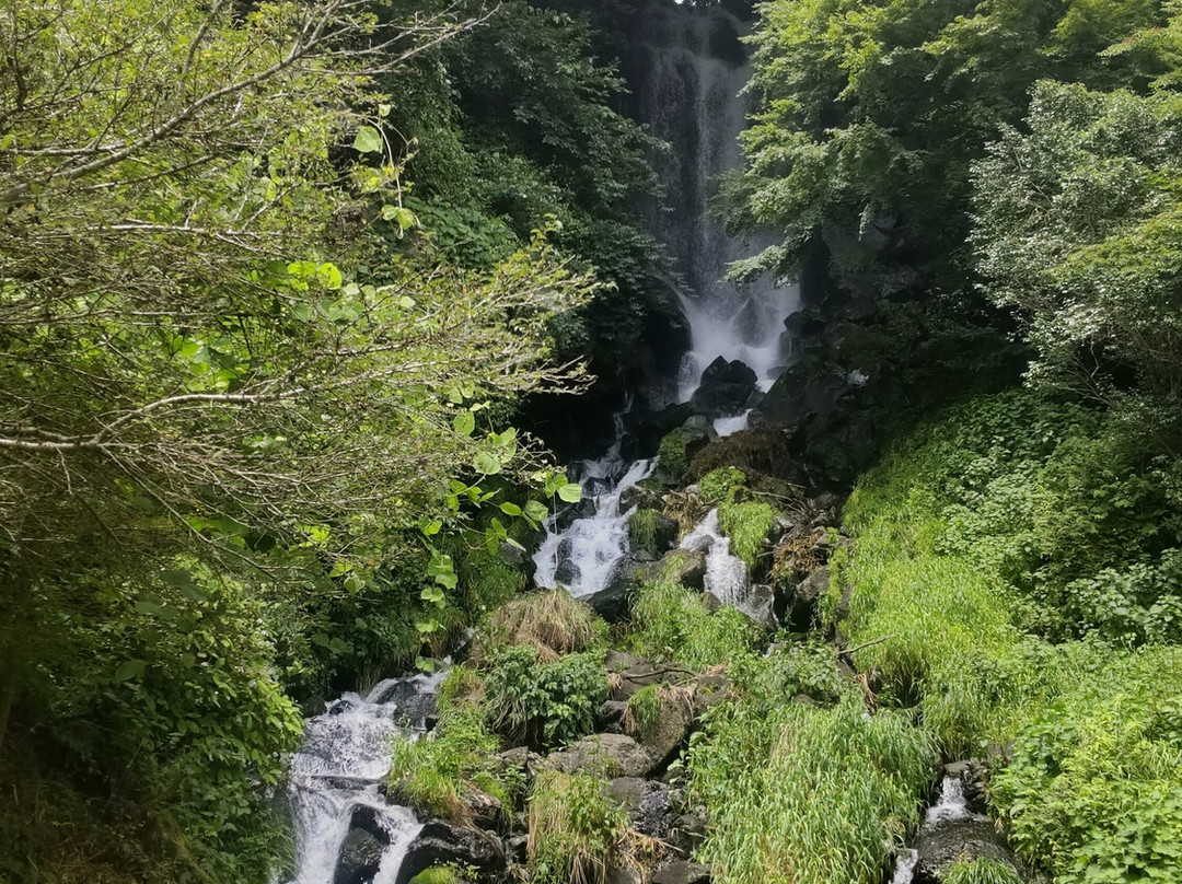 Kumakubo Rural Park Asahi Falls景点图片