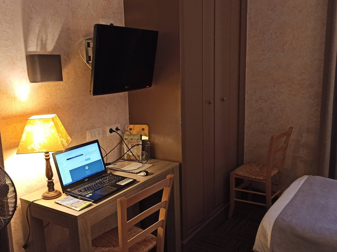 Logis Hostellerie d'Héloïse主图