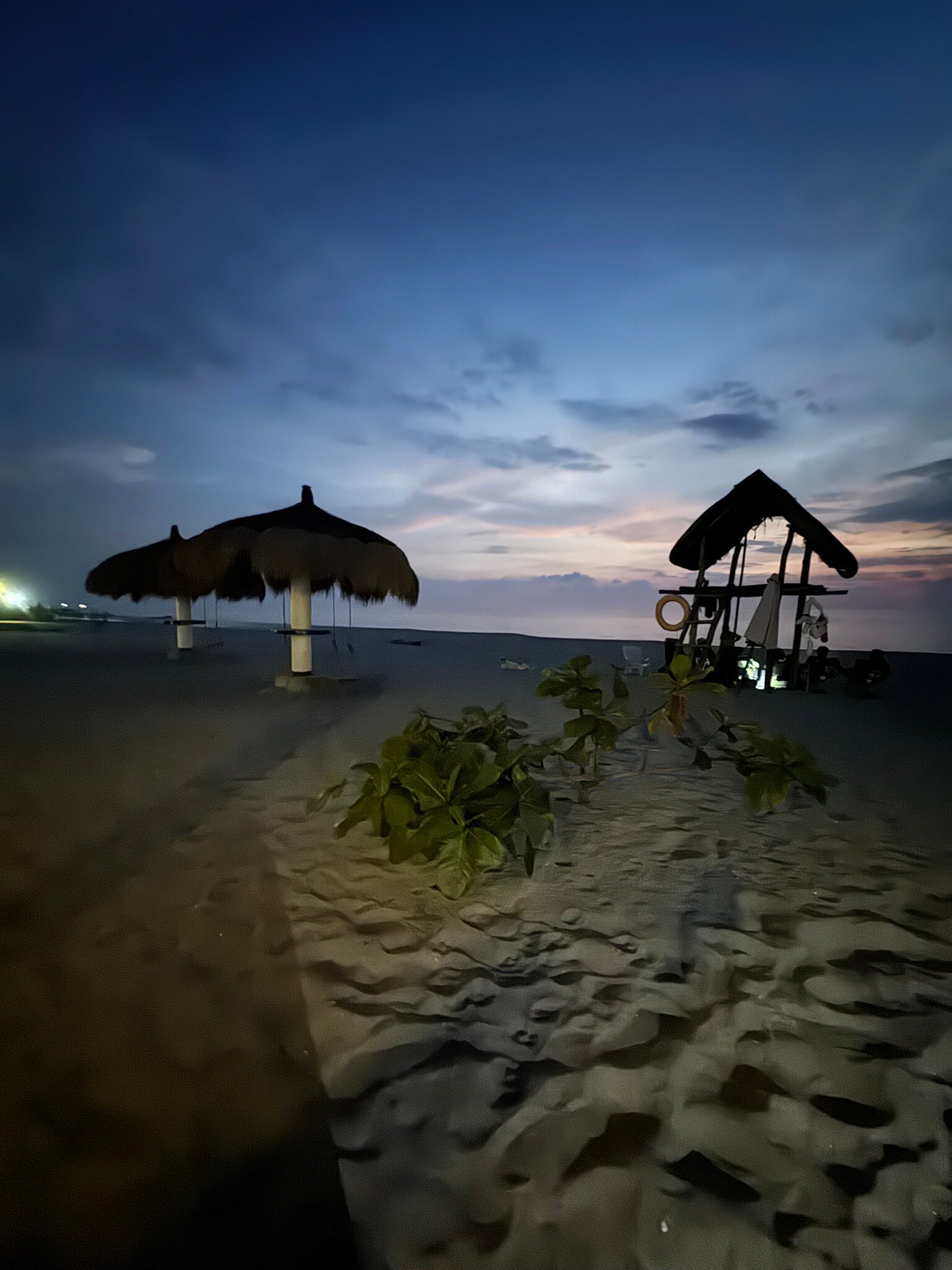 Club Monet Beachfront Resort-官方