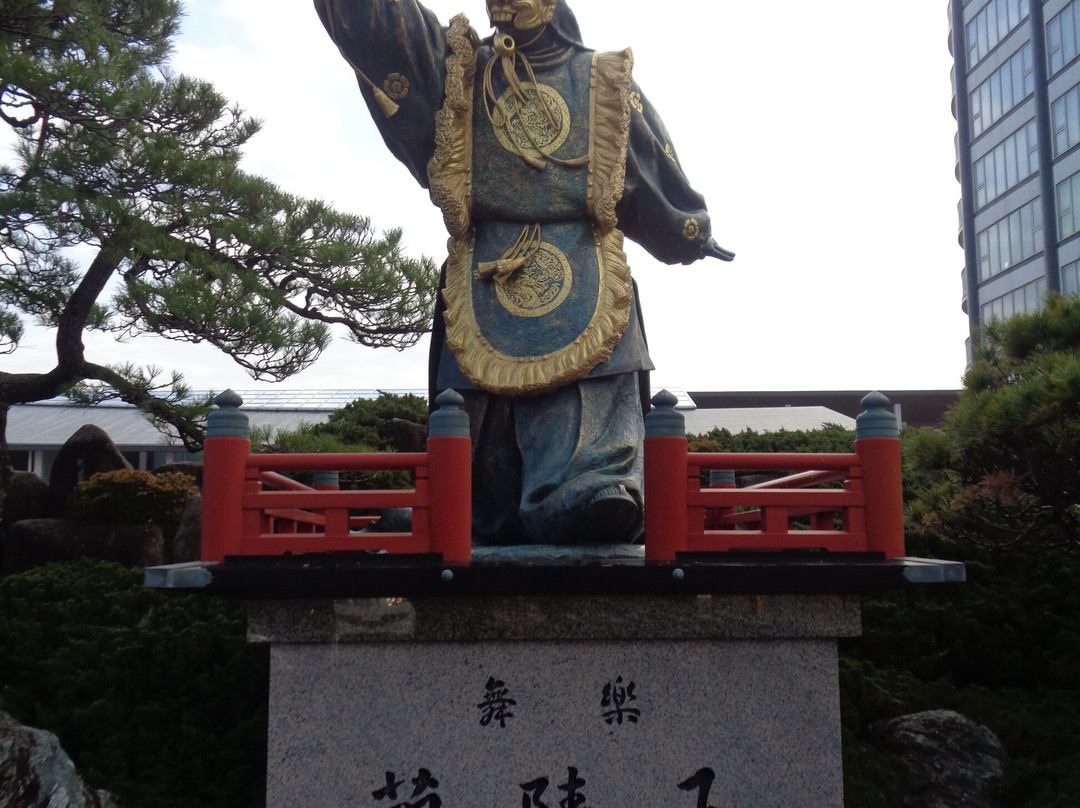 Bugaku Ranryoo Statue-廿日市市必去景点