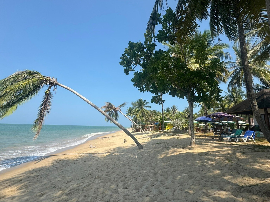 安纳达海滩度假酒店主图