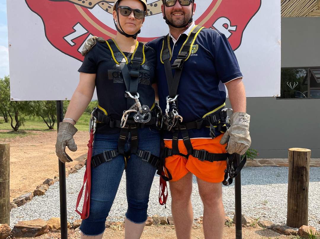 Ama Zwing Zwing Zipline Tour-Broederstroom必去景点