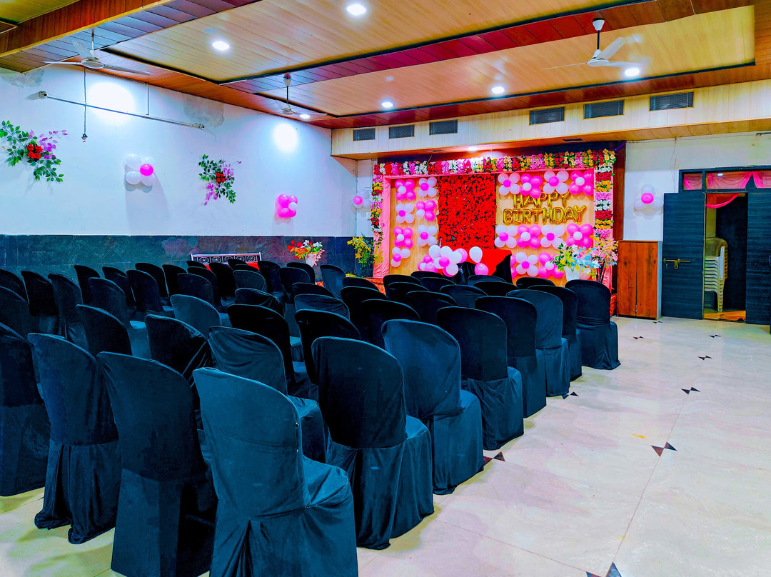 Hotel Vatika Inn主图