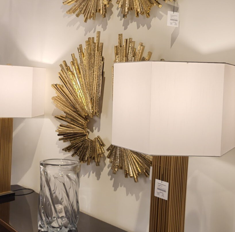 World's Largest Highboy Dresser-Jamestown必去景点